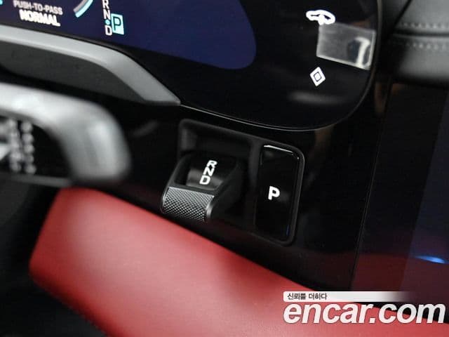 Porsche Taycan 2025 — Photo 3/20
