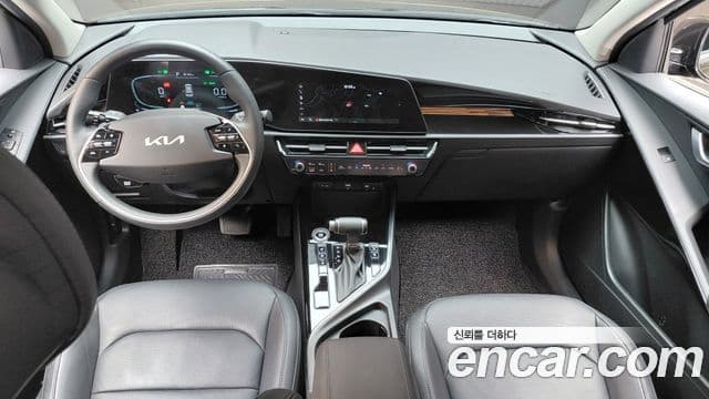 Kia Niro 2022 — ფოტო 7/20