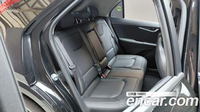Kia Niro 2022 — ფოტო 11/20