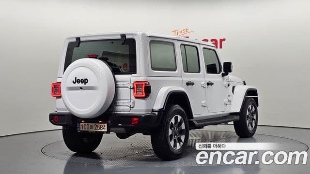 Jeep Wrangler 2022 — Şəkil 12/20