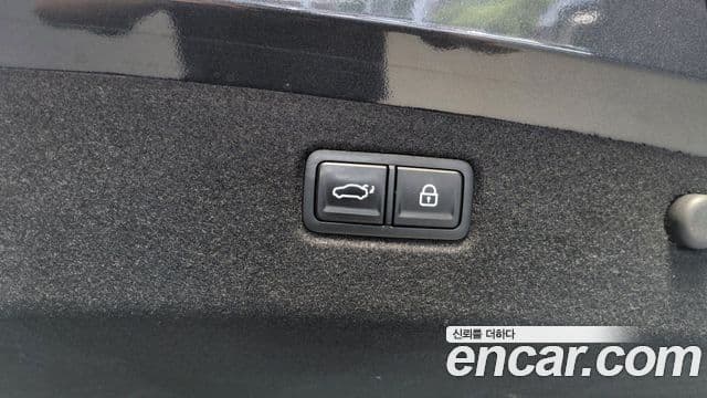 Kia The K9 2022 — Photo 12/31
