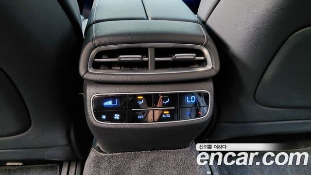 Genesis G80 2021 — Şəkil 27/32