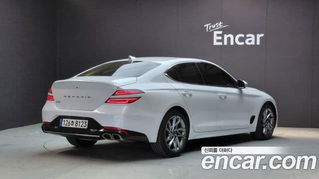 Genesis G70 2022 — ფოტო 23/30