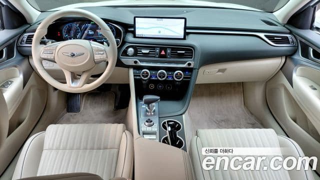 Genesis G70 2022 — ფოტო 17/30