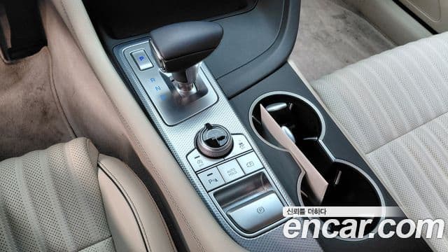 Genesis G70 2022 — ფოტო 3/30