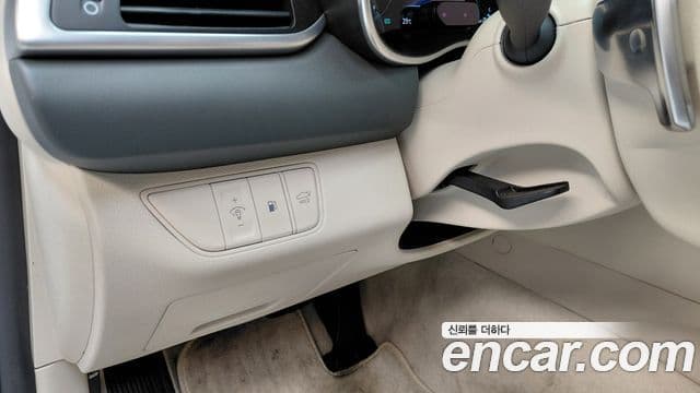 Genesis G70 2022 — ფოტო 12/30