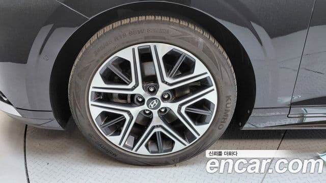 Hyundai Grandeur 2024 — ფოტო 5/20