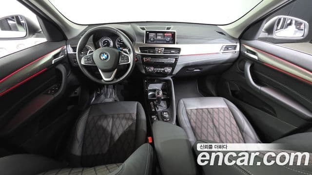 BMW X1 2021 — Фото 7/20