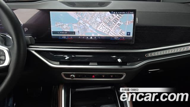 BMW X6 2024 — Photo 21/32