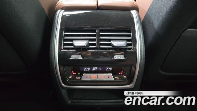 BMW X6 2024 — Photo 8/32