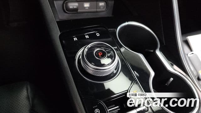 Kia K5 2020 — Şəkil 9/20