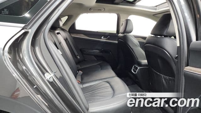 Kia K5 2020 — Şəkil 12/20