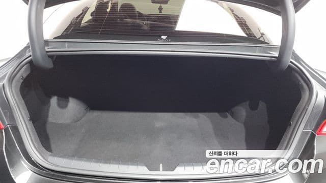 Kia K5 2020 — Şəkil 19/20