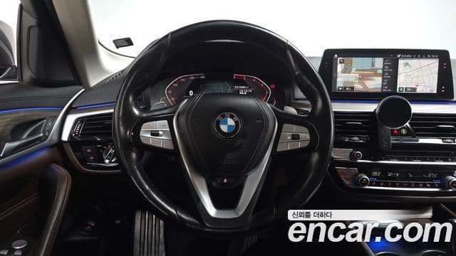 BMW 5 Series 2019 — Şəkil 3/20