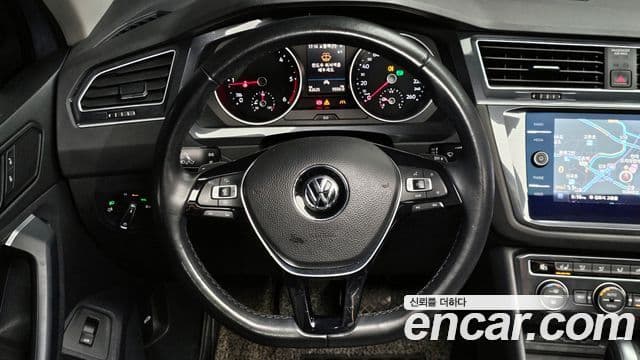 Volkswagen Tiguan 2020 — Şəkil 13/20