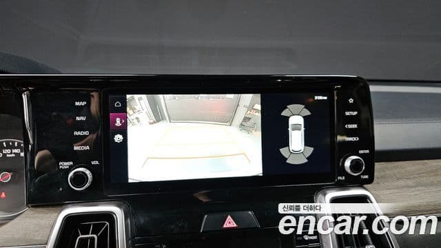 Kia Sorento 2022 — фото 15 из 20