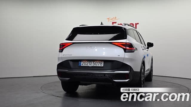 Kia Sportage 2022 — ფოტო 4/20