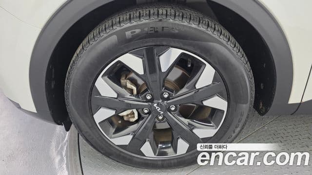 Kia Sportage 2022 — ფოტო 5/20