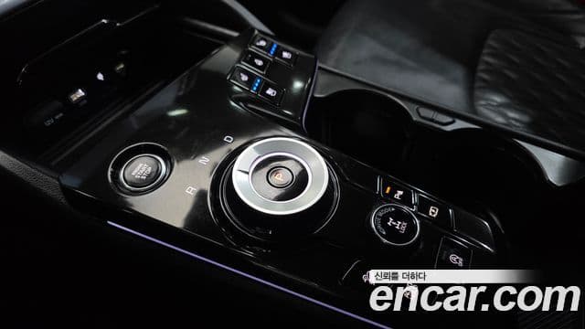 Kia Sportage 2022 — ფოტო 9/20