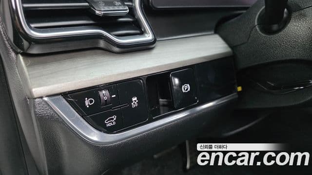 Kia Sportage 2022 — ფოტო 13/20