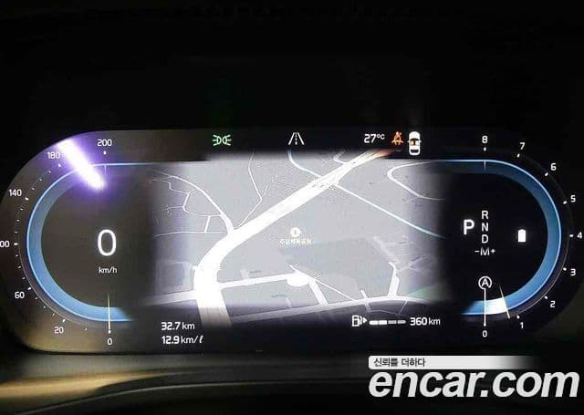 Volvo XC40 2024 — ფოტო 8/20