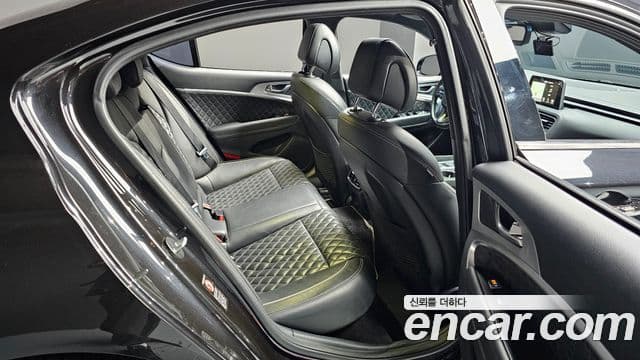 Genesis G70 2018 — Şəkil 12/20