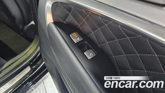 Genesis G70 2018 — Şəkil 19/20