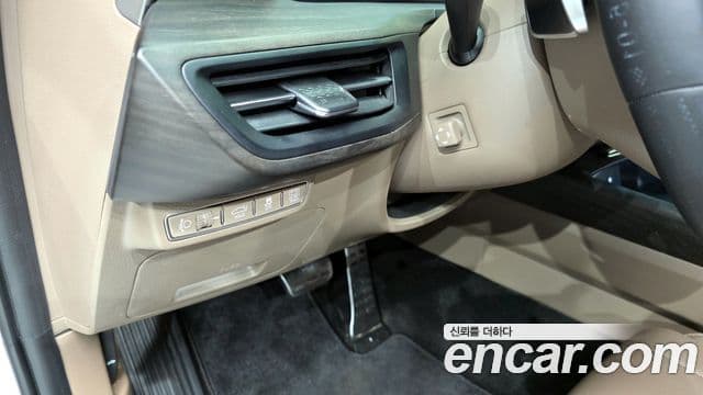 Kia K8 2022 — Şəkil 19/20
