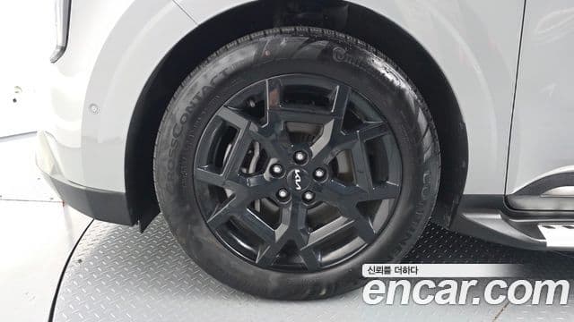 Kia Carnival 2024 — ფოტო 5/20