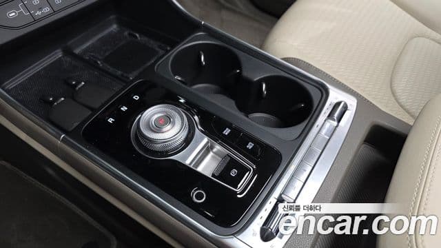 Kia Carnival 2024 — ფოტო 9/20