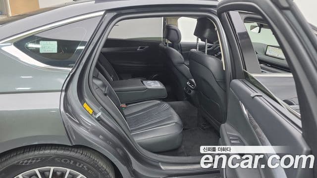 Genesis G80 2020 — Şəkil 19/20