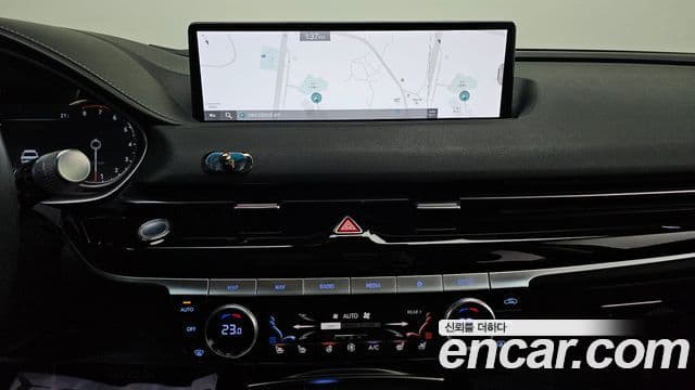 Genesis G80 2020 — ფოტო 1/20