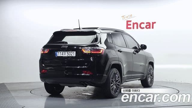 Jeep Compass 2022 — ფოტო 2/20