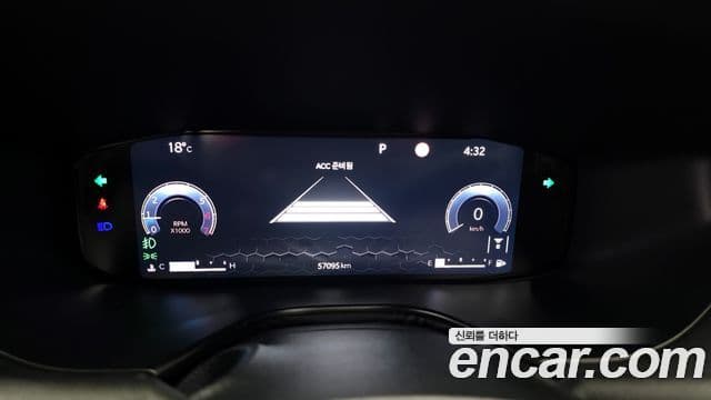 Jeep Compass 2022 — ფოტო 8/20