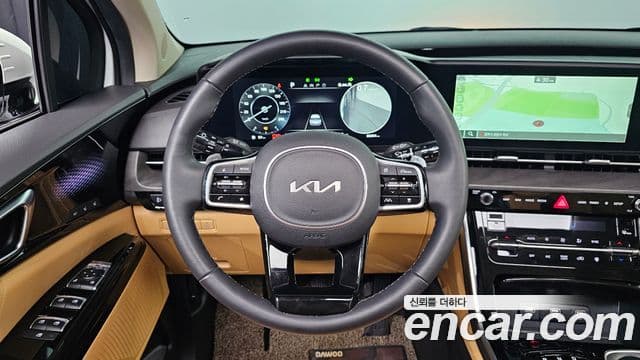 Kia Carnival 2023 — Фото 13/20