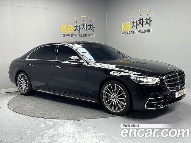 Mercedes-Benz S-Class 2021 — ფოტო 1/20