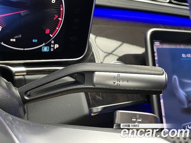 Mercedes-Benz S-Class 2021 — ფოტო 19/20