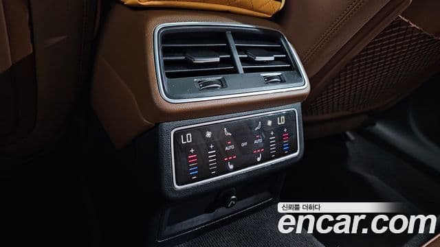 Audi A6 2021 — Photo 25/33