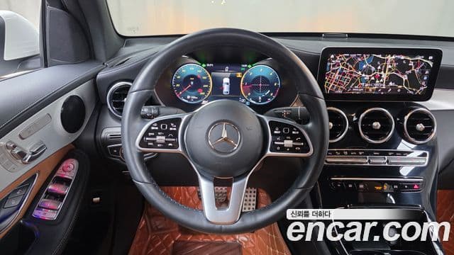 Mercedes-Benz GLC-Class 2022 — Фото 14/20