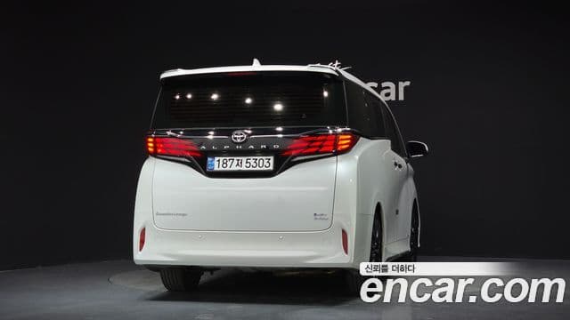Toyota Alphard 2023 — Şəkil 4/20