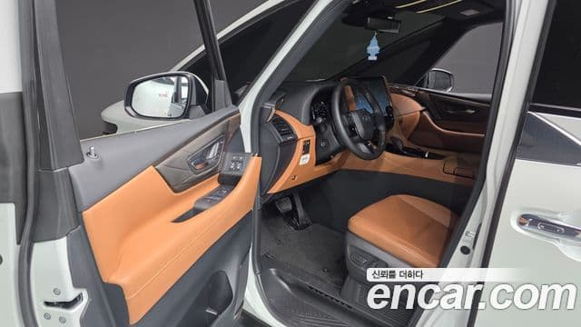 Toyota Alphard 2023 — Şəkil 10/20