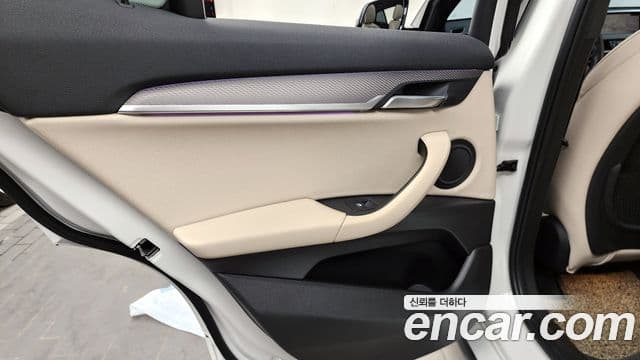 BMW X2 2020 — Şəkil 13/34