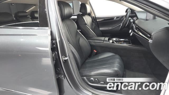 Genesis Electrified G80 2020 — Şəkil 11/20