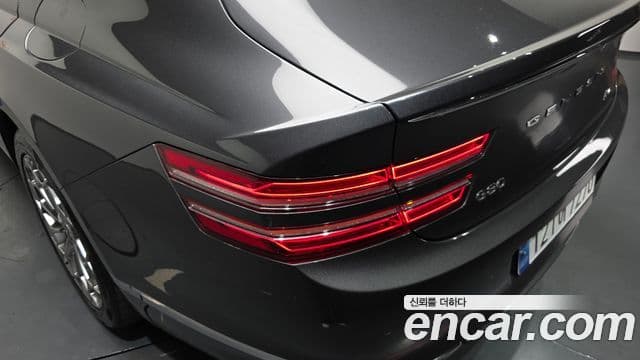 Genesis G80 2020 — ფოტო 7/41