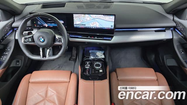 BMW 5 Series 2024 — ფოტო 7/20