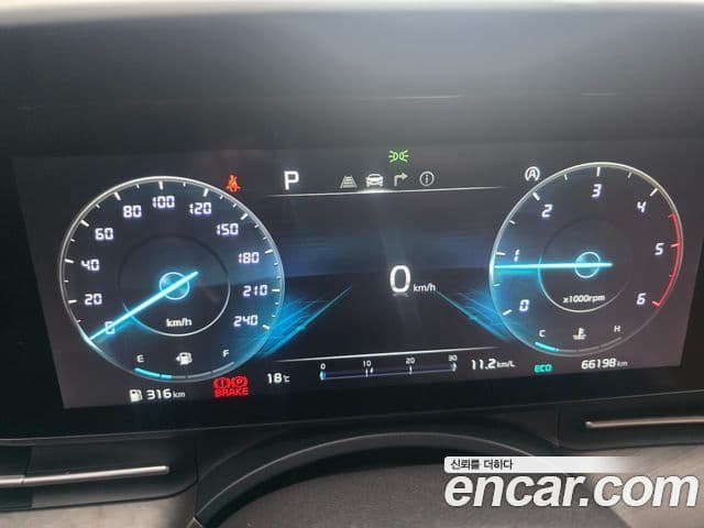 Kia Carnival 2023 — Фото 5/20