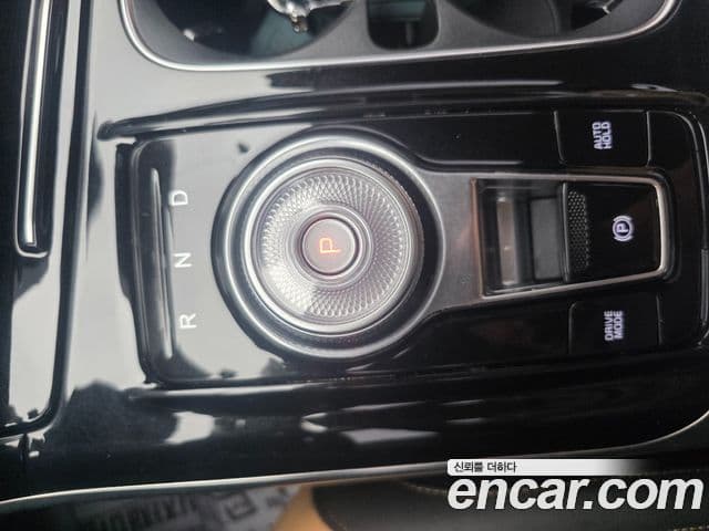 Kia Carnival 2023 — Фото 8/20