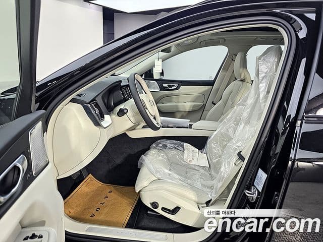 Volvo XC60 2026 — Photo 10/20