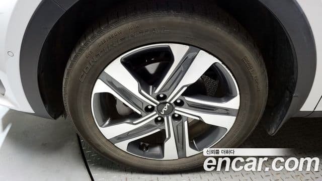 Kia Sorento 2022 — Фото 5/20