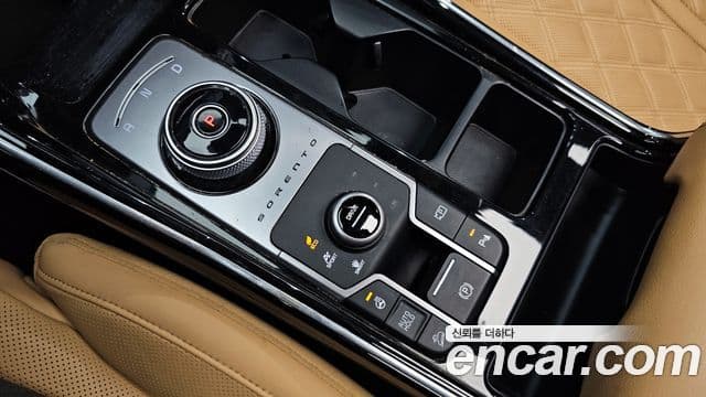 Kia Sorento 2022 — Фото 9/20